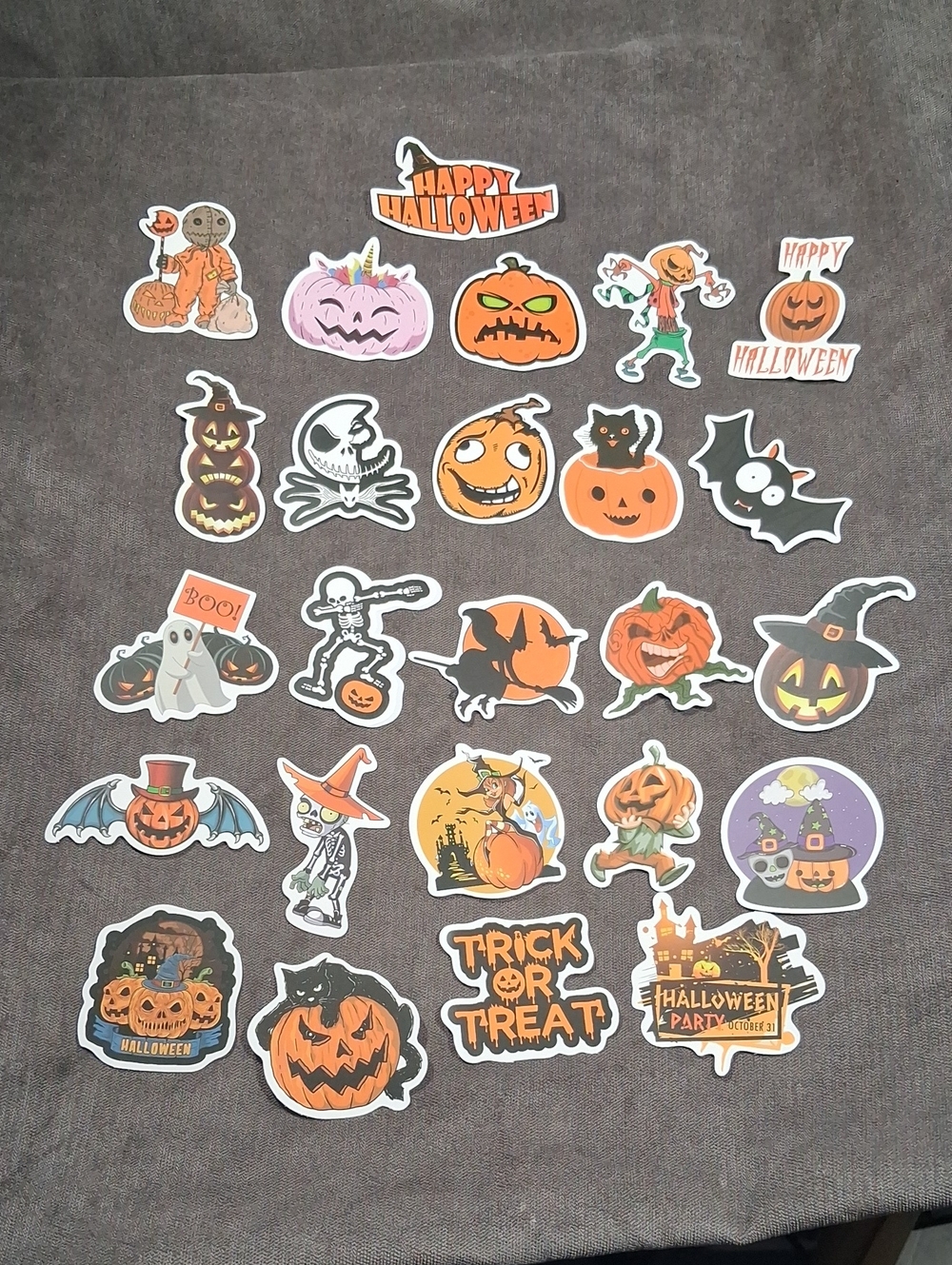 2/$5 Bellśche 25 Pack Misc. Halloween Themed Stickers NEW SEALED (2B)